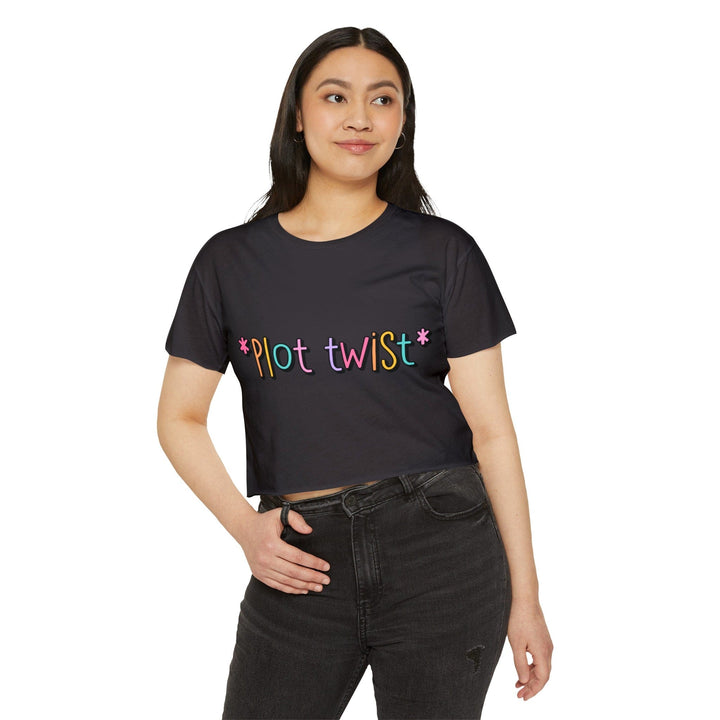 Slow Burn Publishing T-Shirt Plot Twist - Women's Festival Crop Top